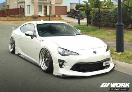 F: 5-100 18x9.5 +19 O-disk
R: 5-100 18x9.5 +19 O-disk
