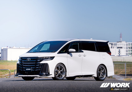 F: 5-114.3 21 x 9.0 +34 O-Disk (245/40/21)
R: 5-114.3 21 x 9.5 +40 O-Disk (245/40/21)
