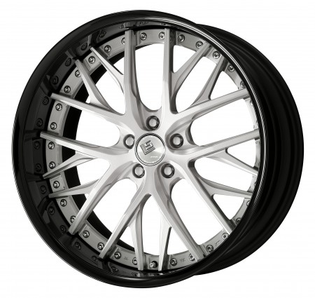 BRUSHED [BRU] CENTRE DISK, GLOSS BLACK ANODIZED FLAT RIM WITH CHROME RIVETS