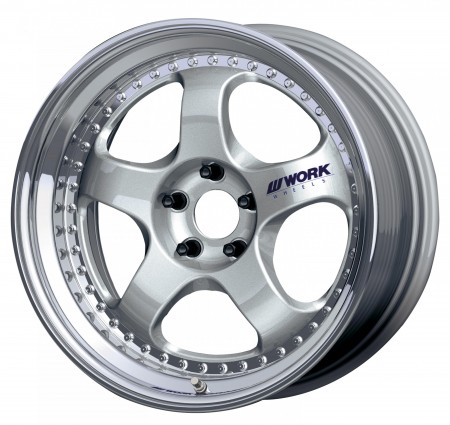 SILVER [SIL] CENTRE DISK, POLISHED ANODIZED STEP RIM WITH CHROME RIVETS