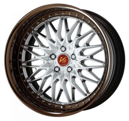 SILKY RICH SILVER [SRS] CENTRE DISK, GLOSS BRONZE ANODIZED FLAT RIM WITH CHROME RIVETS